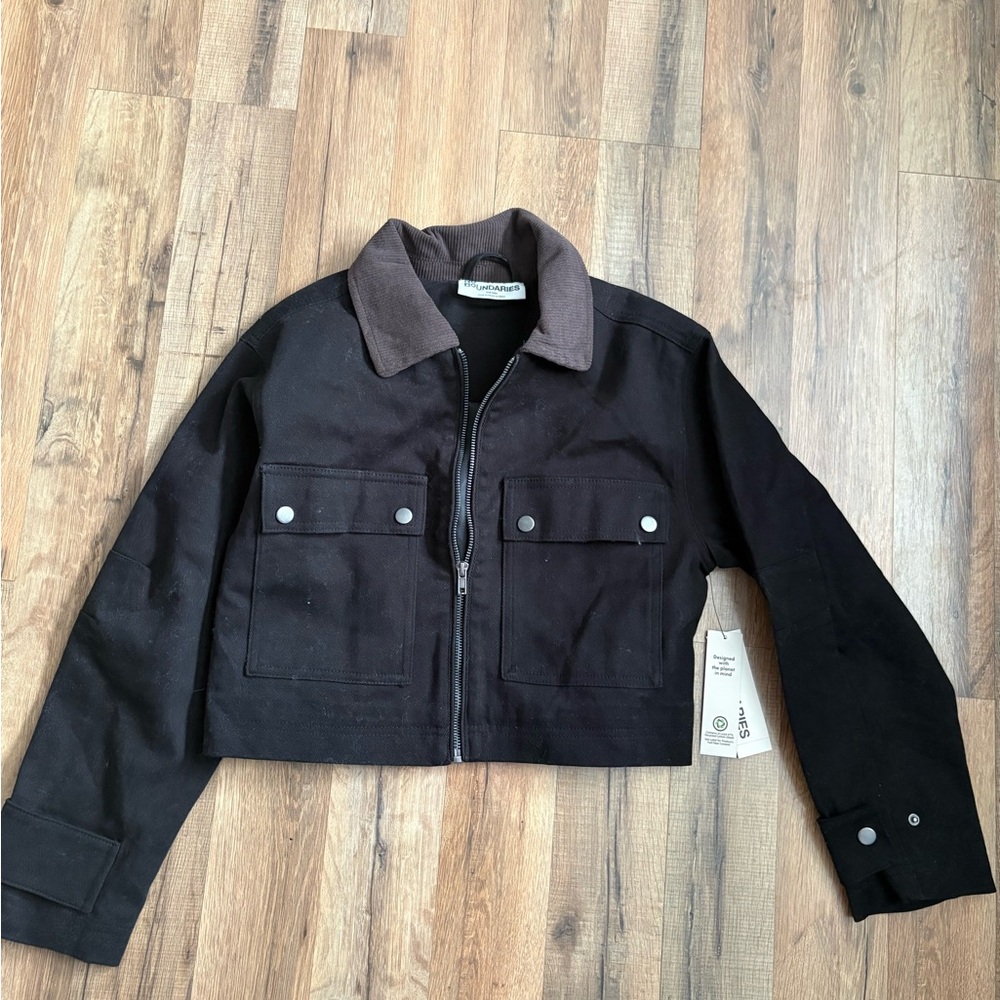 No Boundaries Black Zip Up Crop Top Jacket